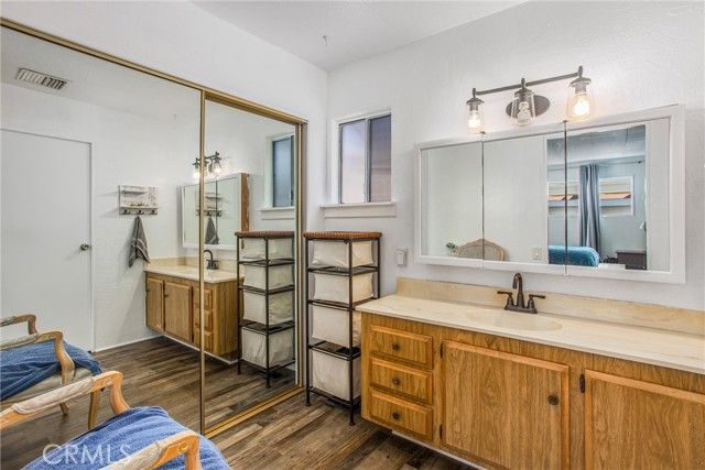 2755 W Arrow Hwy 95, La Verne, CA 91750