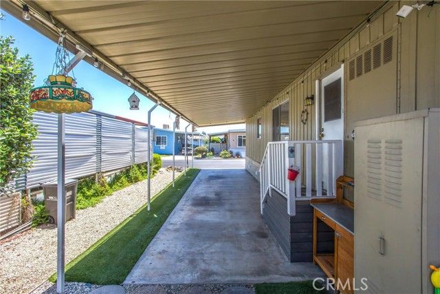 2755 W Arrow Hwy 95, La Verne, CA 91750