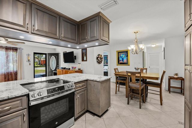 1671 SE 11th Street 1671, Stuart, FL 34996