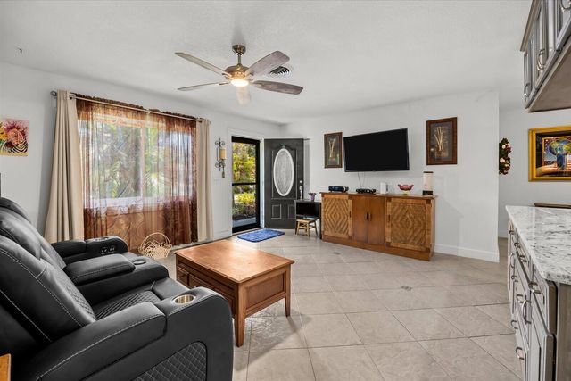 1671 SE 11th Street 1671, Stuart, FL 34996