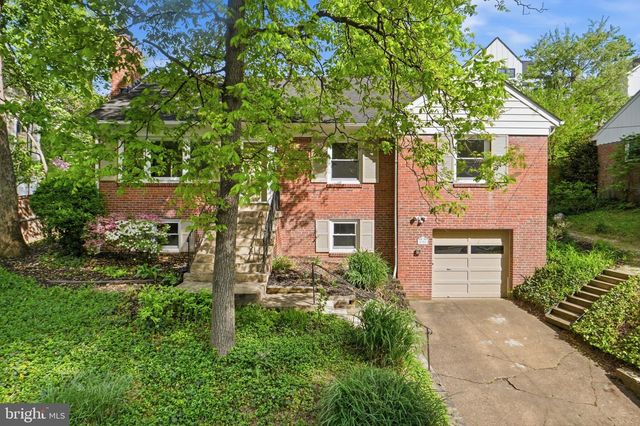 2351 N VERMONT ST N, Arlington, VA 22207