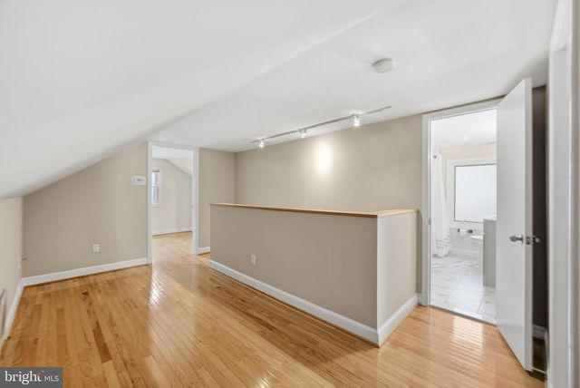 2351 N VERMONT ST N, Arlington, VA 22207