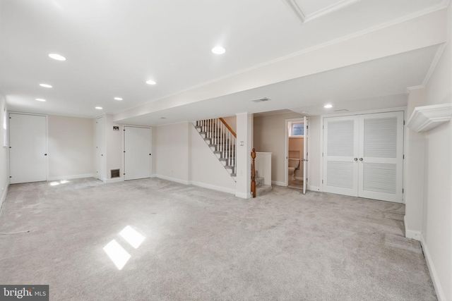 2351 N VERMONT ST N, Arlington, VA 22207