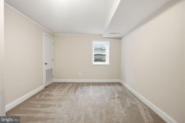 2351 N VERMONT ST N, Arlington, VA 22207