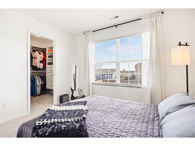 90 Falmouth St, Castle Rock, CO 80104