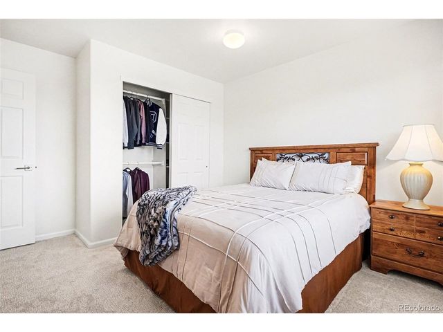 90 Falmouth St, Castle Rock, CO 80104