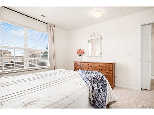 90 Falmouth St, Castle Rock, CO 80104