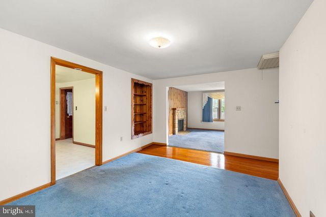 304 WATER ST, Edinburg, VA 22824