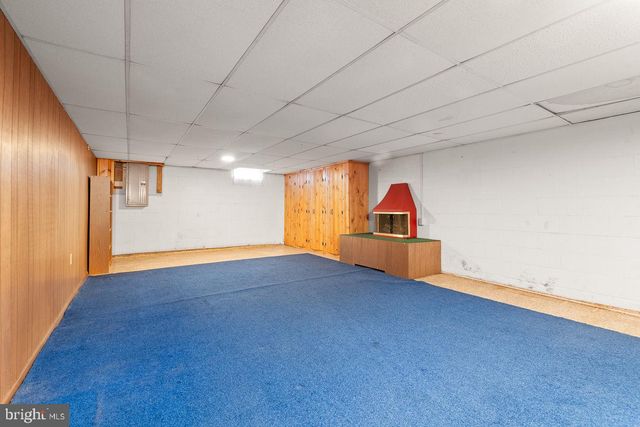 304 WATER ST, Edinburg, VA 22824
