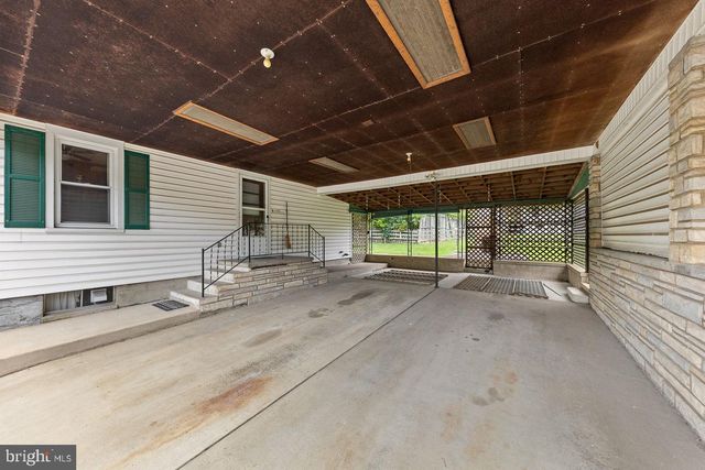 304 WATER ST, Edinburg, VA 22824