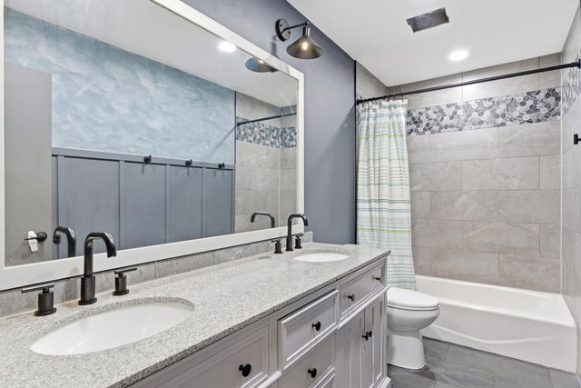 13875 Delaware Street, Crown Point, IN 46307