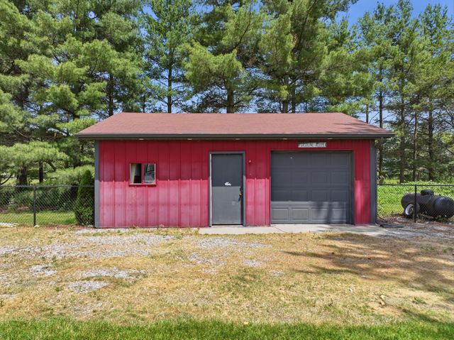 13875 Delaware Street, Crown Point, IN 46307