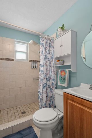 7906 WOODVINE CIRCLE, Tampa, FL 33615