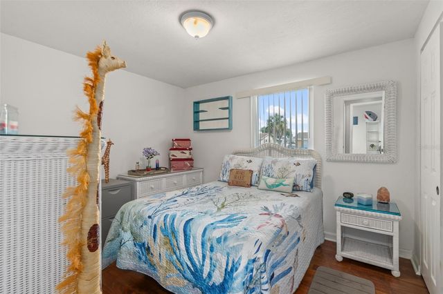 7906 WOODVINE CIRCLE, Tampa, FL 33615