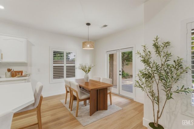 11412 Summit Point Court, Bakersfield, CA 93312