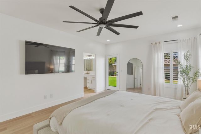 11412 Summit Point Court, Bakersfield, CA 93312