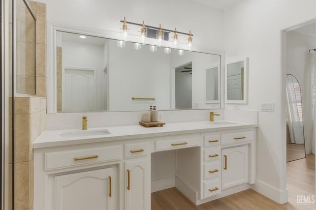 11412 Summit Point Court, Bakersfield, CA 93312