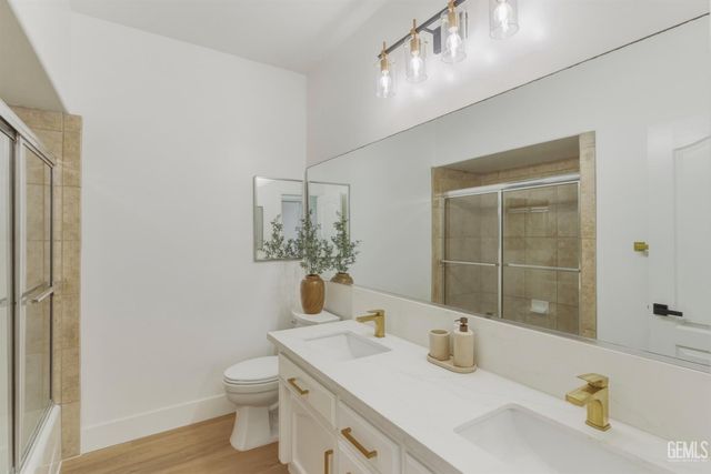 11412 Summit Point Court, Bakersfield, CA 93312
