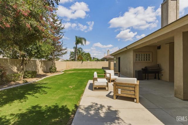 11412 Summit Point Court, Bakersfield, CA 93312