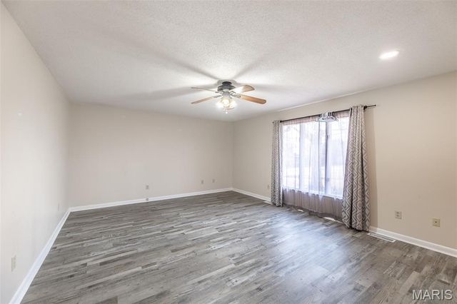 2305 Lee St, Poplar Bluff, MO 63901