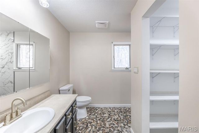 2305 Lee St, Poplar Bluff, MO 63901