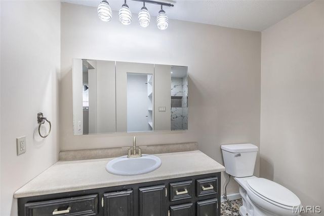 2305 Lee St, Poplar Bluff, MO 63901