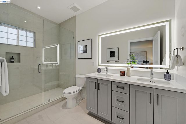 4759 Valpey Park Ave, Fremont, CA 94538