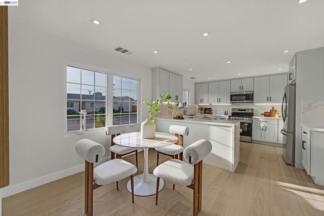 4759 Valpey Park Ave, Fremont, CA 94538