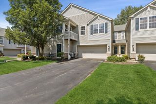 632 Arbor Circle 632, Lakemoor, IL 60051
