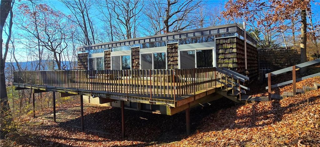 816 Larchmont Circle, Elmira, NY 14905