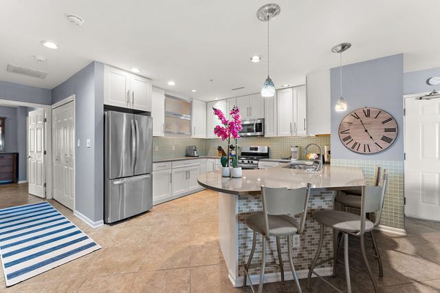 110 Lake Shore Drive B, Michigan City, IN 46360