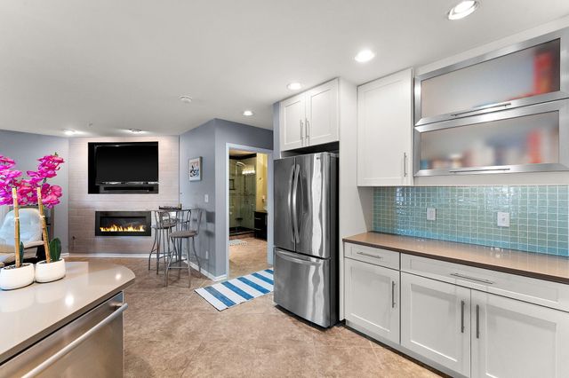 110 Lake Shore Drive B, Michigan City, IN 46360