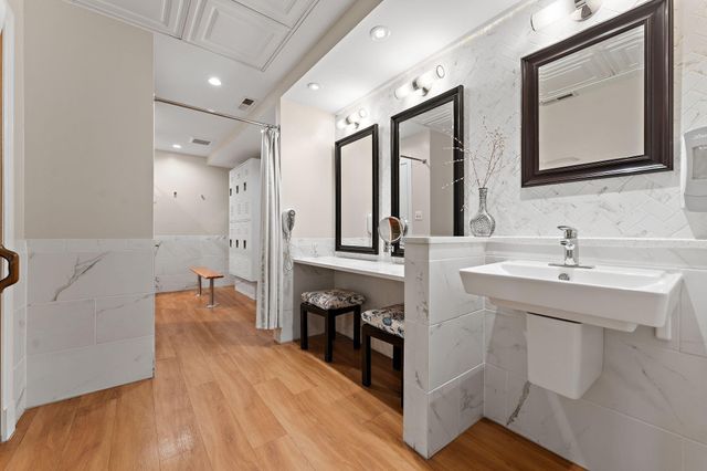 110 Lake Shore Drive B, Michigan City, IN 46360