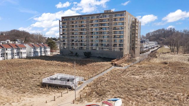 110 Lake Shore Drive B, Michigan City, IN 46360