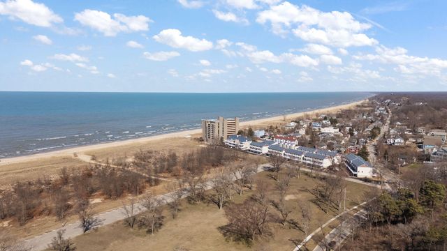 110 Lake Shore Drive B, Michigan City, IN 46360