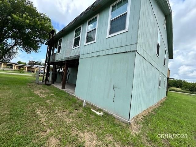 501 S 15th Street, Seadrift, TX 77983