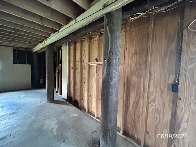 501 S 15th Street, Seadrift, TX 77983