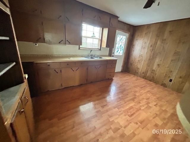 501 S 15th Street, Seadrift, TX 77983