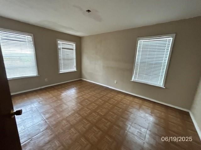 501 S 15th Street, Seadrift, TX 77983