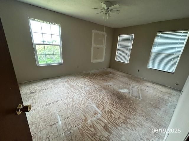 501 S 15th Street, Seadrift, TX 77983