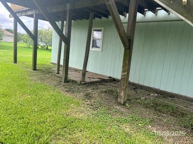 501 S 15th Street, Seadrift, TX 77983