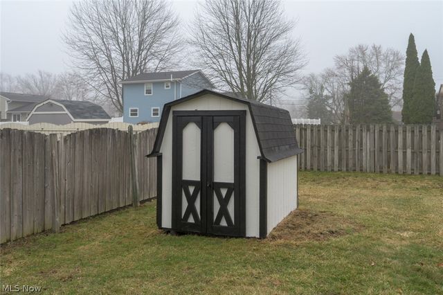 33011 Heartwood Avenue, Avon, OH 44011