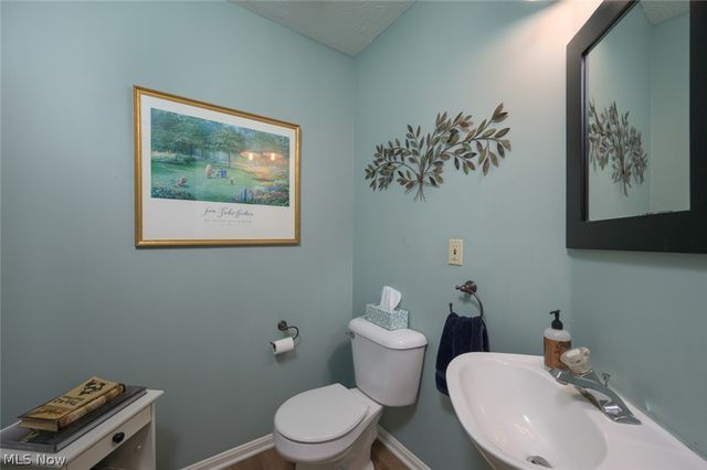 33011 Heartwood Avenue, Avon, OH 44011