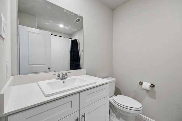 1361 Dillard Creek Drive, Fort Worth, TX 76247