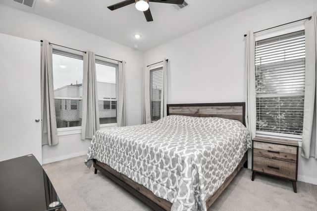 619 Thornton Oaks Lane, Houston, TX 77018