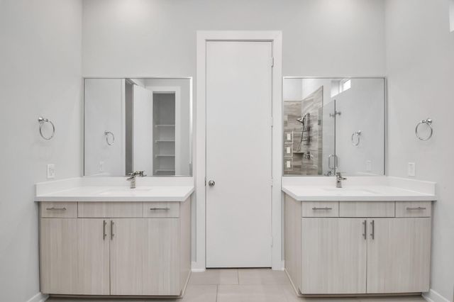 619 Thornton Oaks Lane, Houston, TX 77018