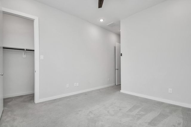 619 Thornton Oaks Lane, Houston, TX 77018