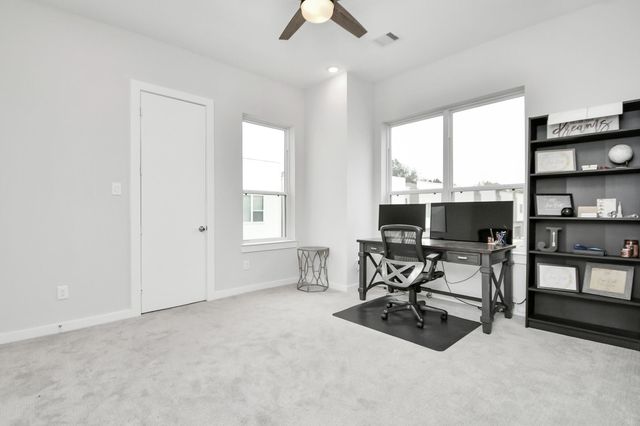 619 Thornton Oaks Lane, Houston, TX 77018