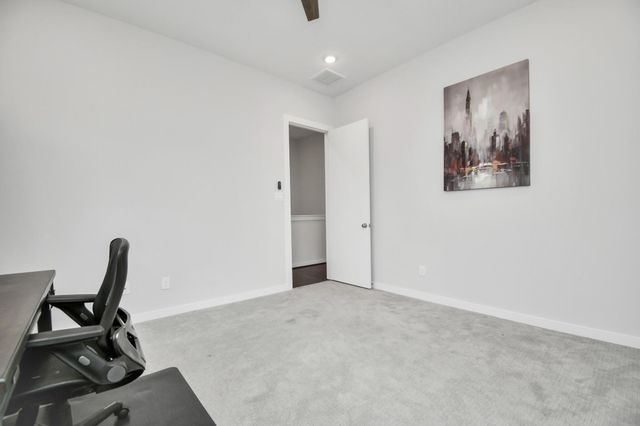 619 Thornton Oaks Lane, Houston, TX 77018