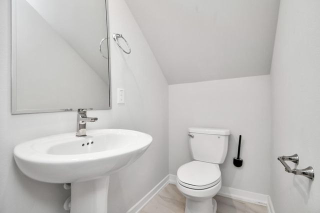 619 Thornton Oaks Lane, Houston, TX 77018